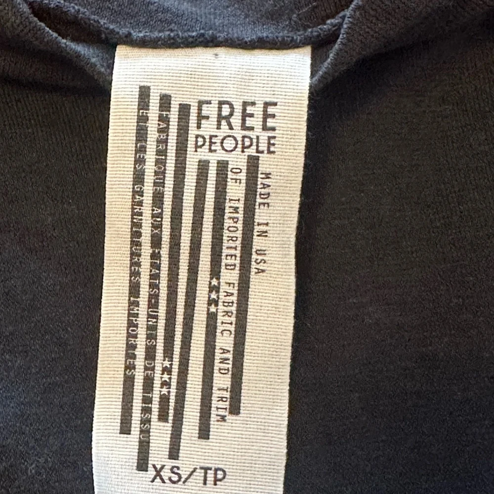 Free People Xs oversized black‎ crew neck organic cotton